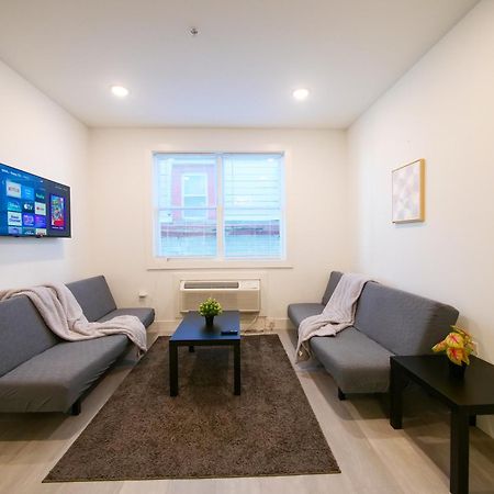 New Modern Serenity- 2Br Retreat Near New York City Bayonne Exterior photo